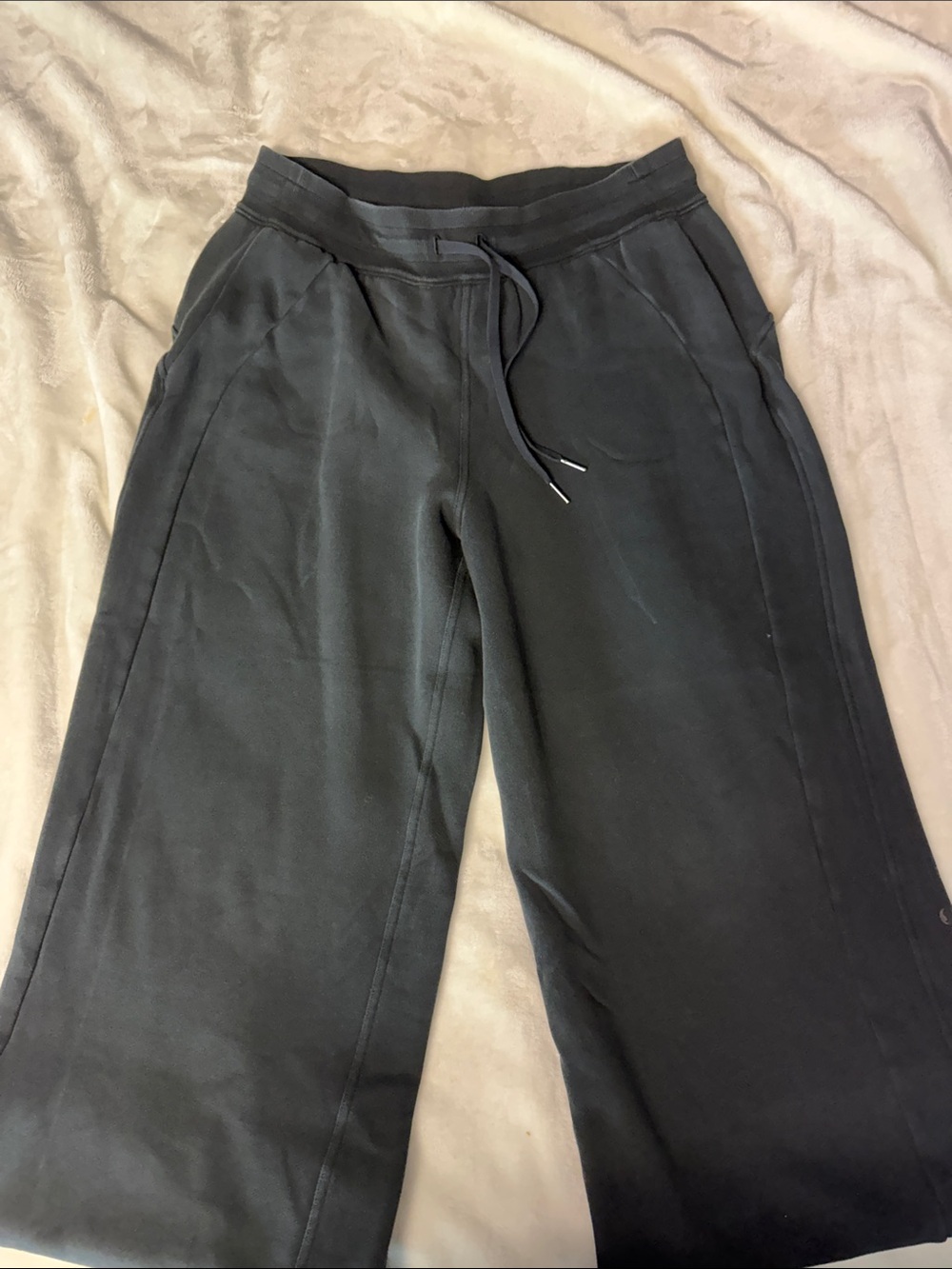 Lululemon wide leg sweat pants